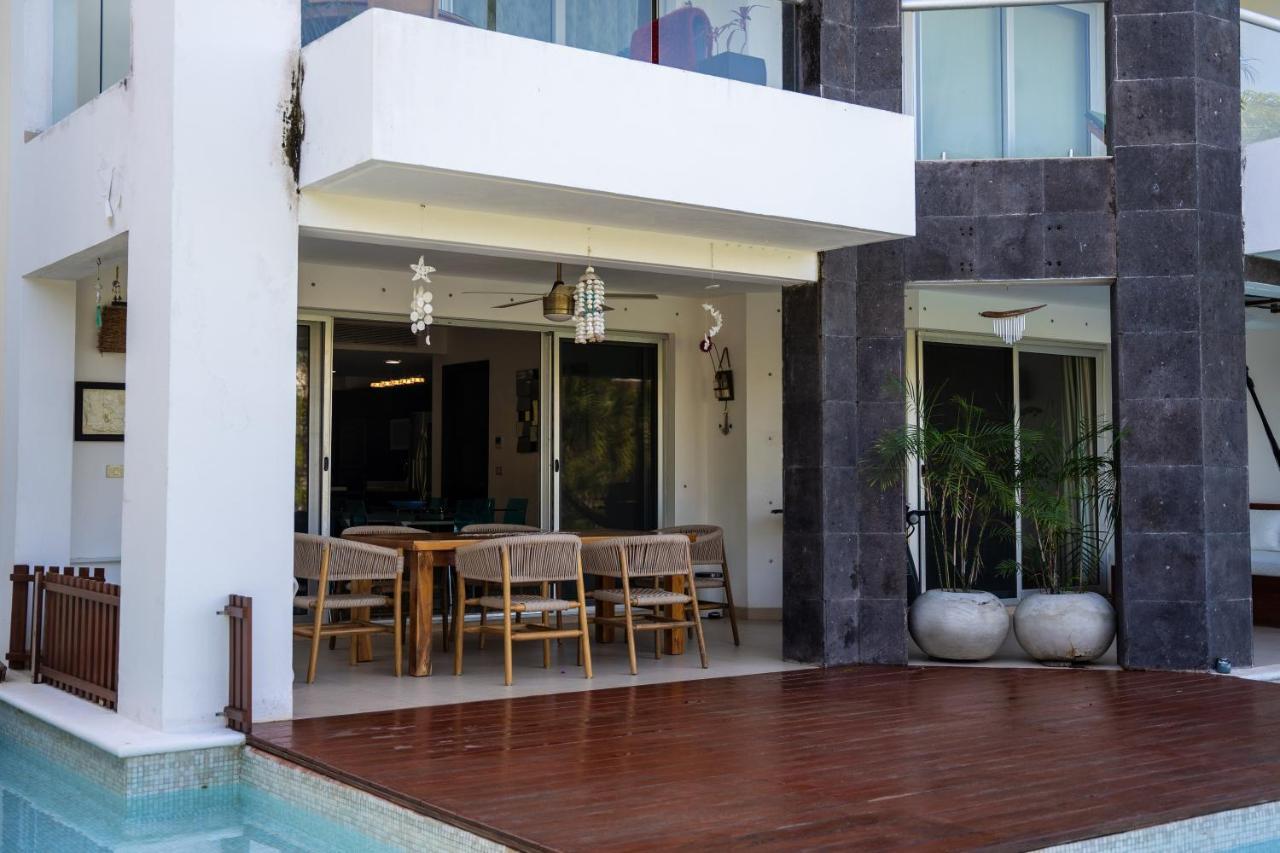 Stunning Ocean Front By Boutique Appartamento