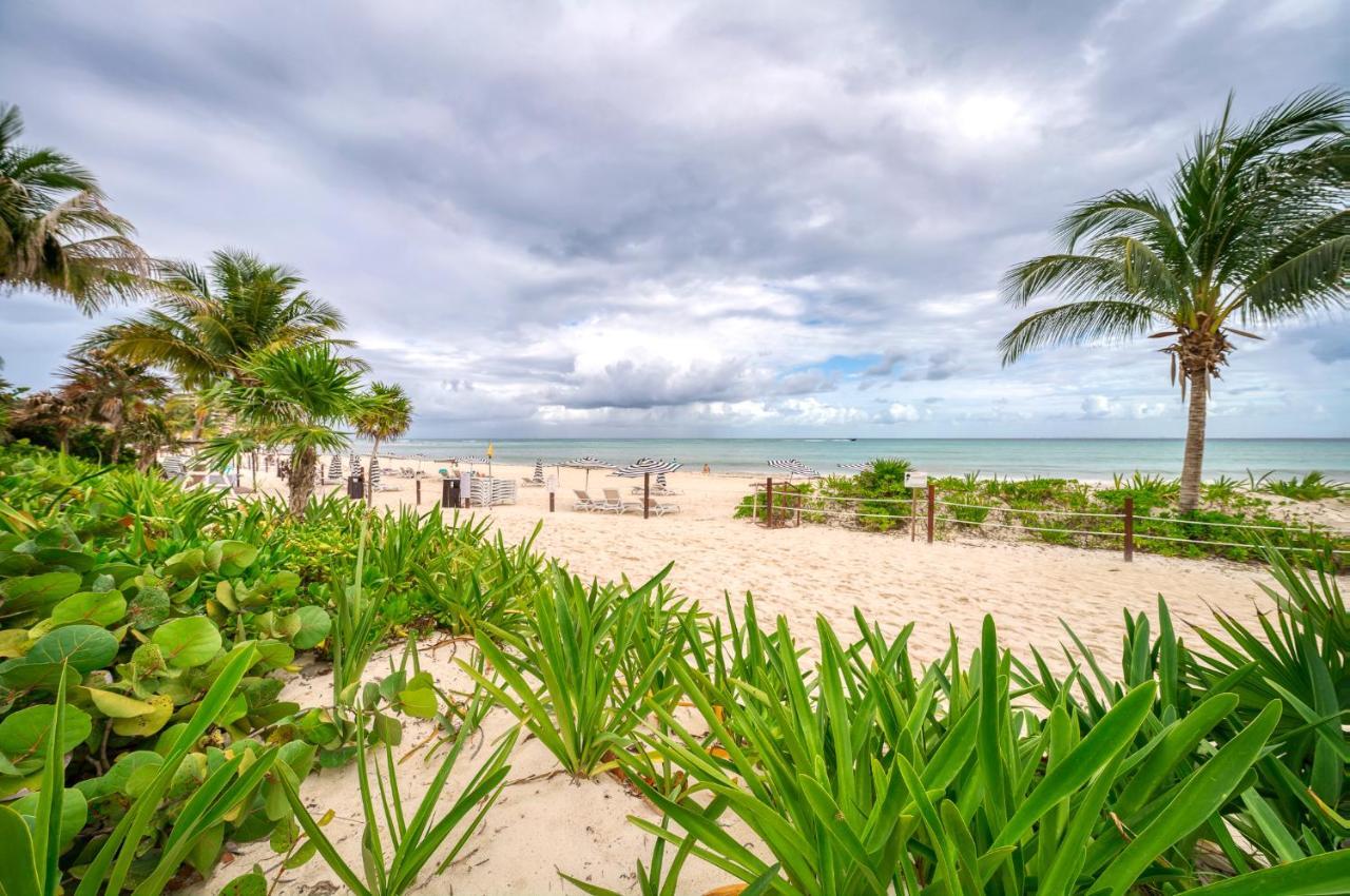 Stunning Ocean Front By Boutique Apartamento Playa del Carmen